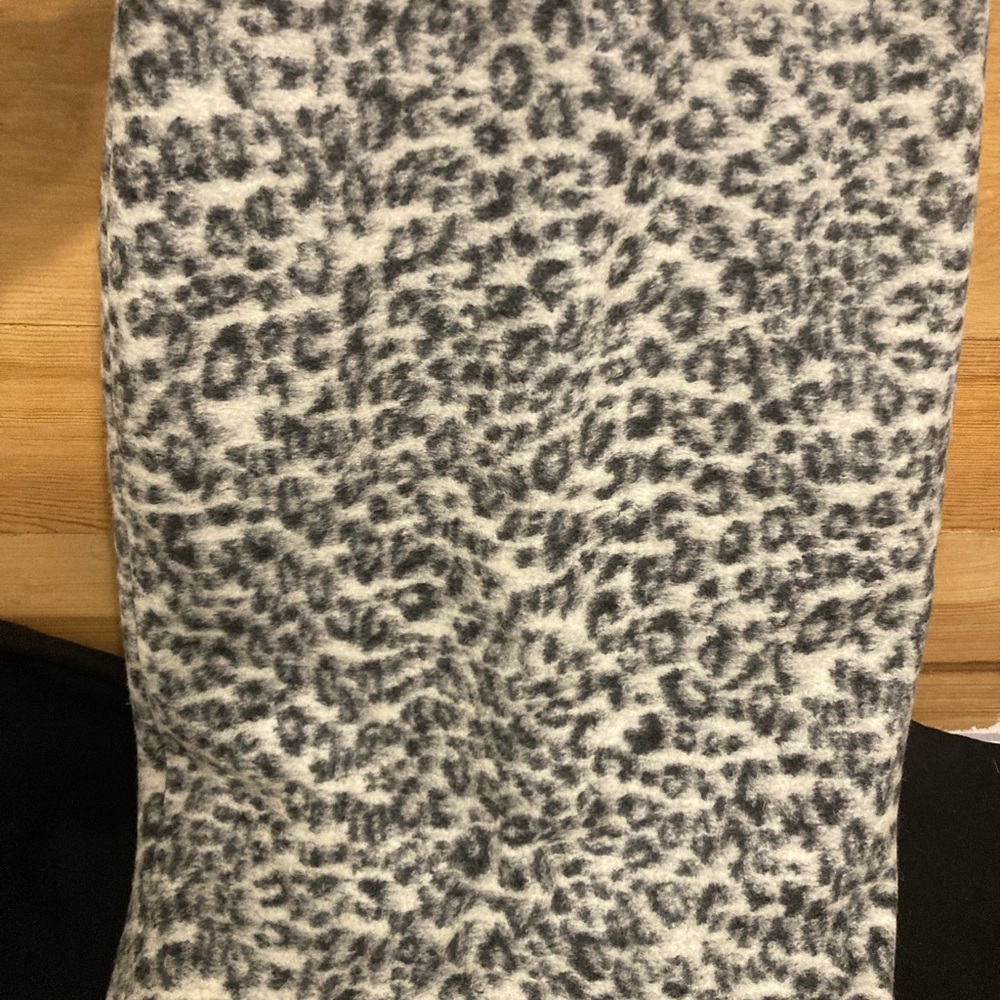 Ann Taylor Wool Leopard Pencil Skirt Size 2